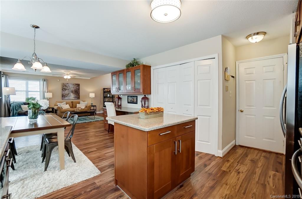 9724 Marshbrooke Road Matthews, NC 28105 - Photo 13 of 36 Gallery Image 13