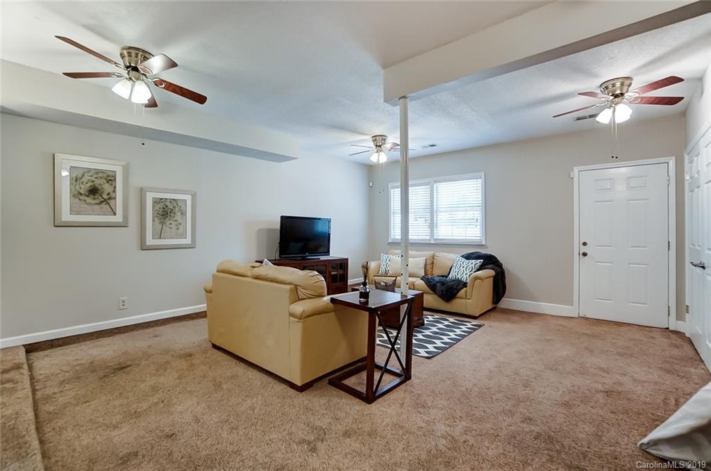 9724 Marshbrooke Road Matthews, NC 28105 - Photo 19 of 36 Gallery Image 19