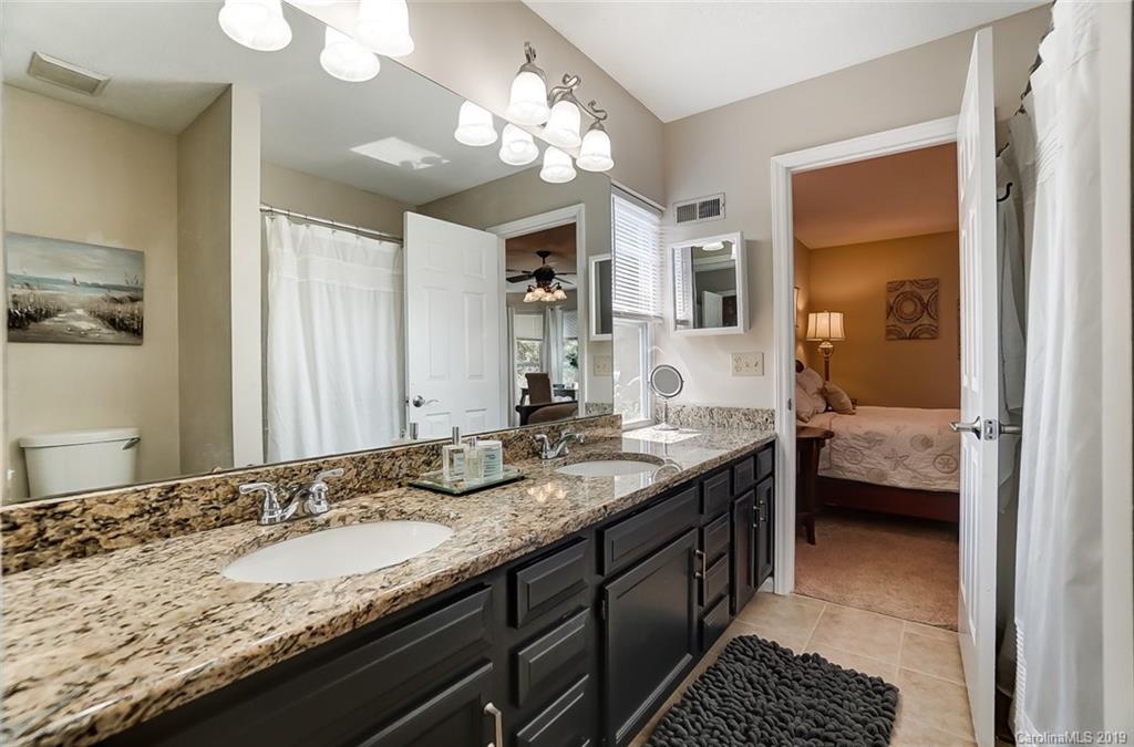 9724 Marshbrooke Road Matthews, NC 28105 - Photo 27 of 36 Gallery Image 27