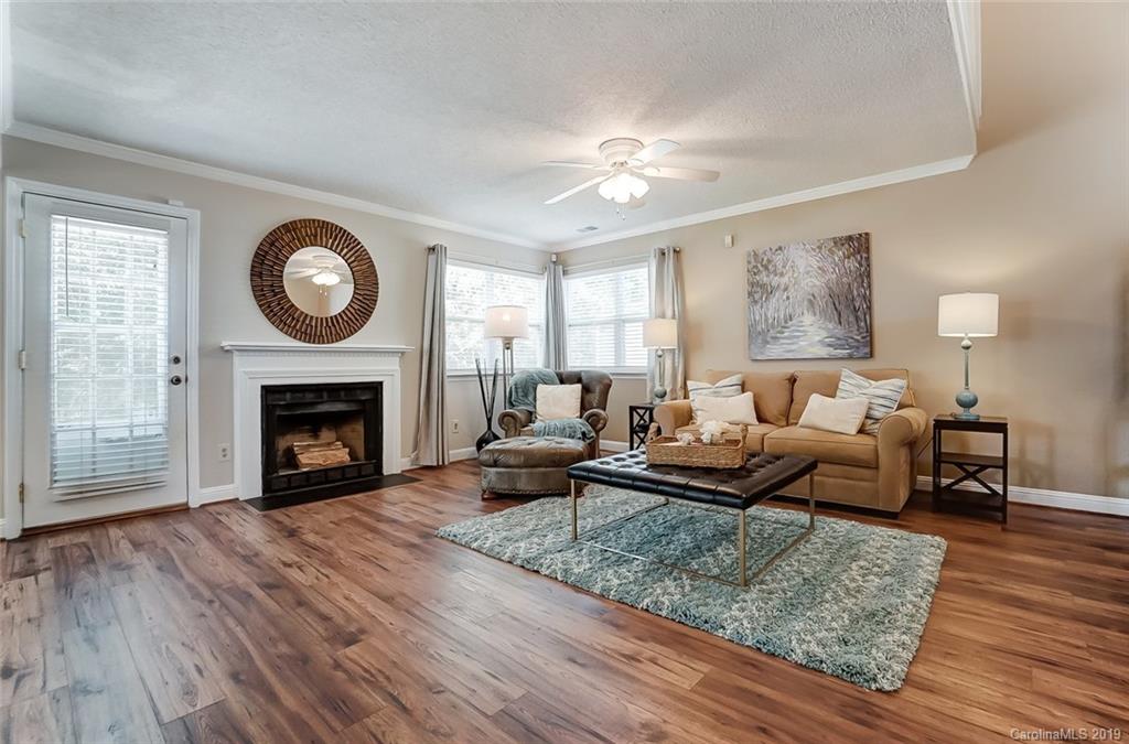 9724 Marshbrooke Road Matthews, NC 28105 - Photo 5 of 36 Gallery Image 5