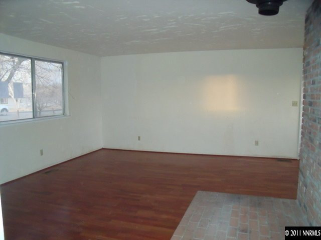 11850 Pepper Way Reno, NV 89506 - Photo 3 of 13 Photo 3