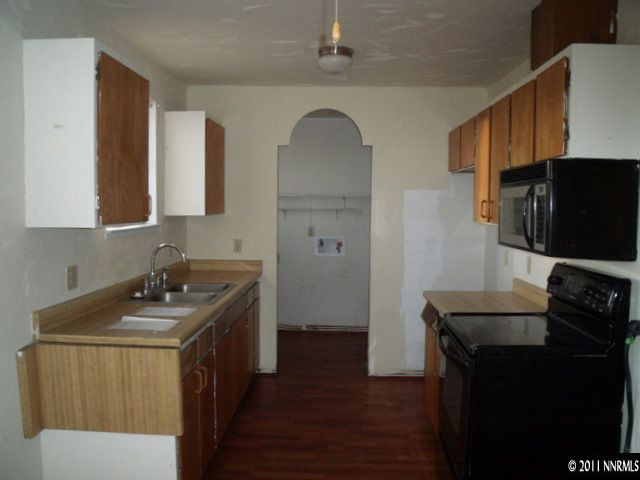 11850 Pepper Way Reno, NV 89506 - Photo 6 of 13 Photo 6