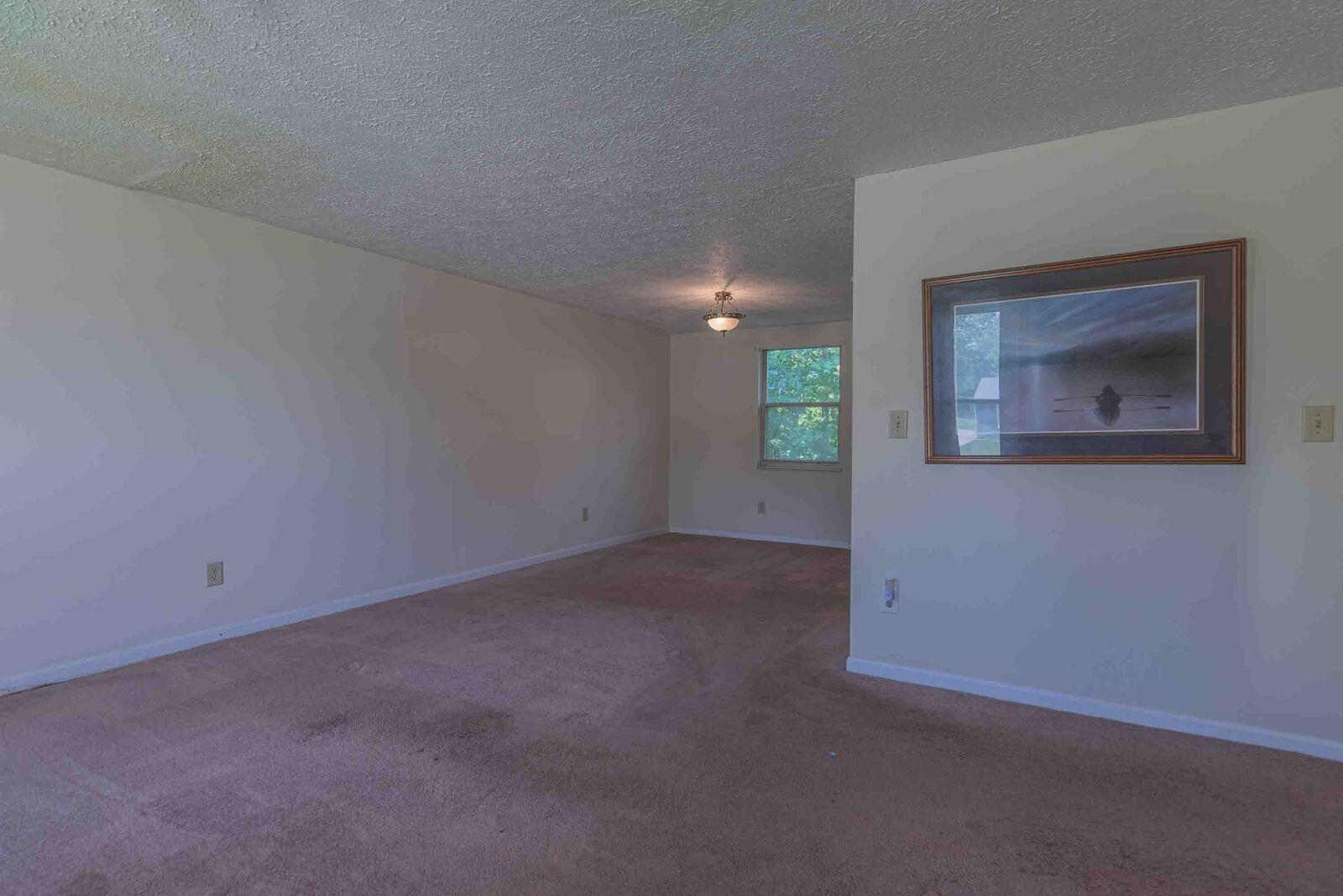 56 Waterside Way Covington, KY 41017 - Photo 4 of 25 Gallery Image 4
