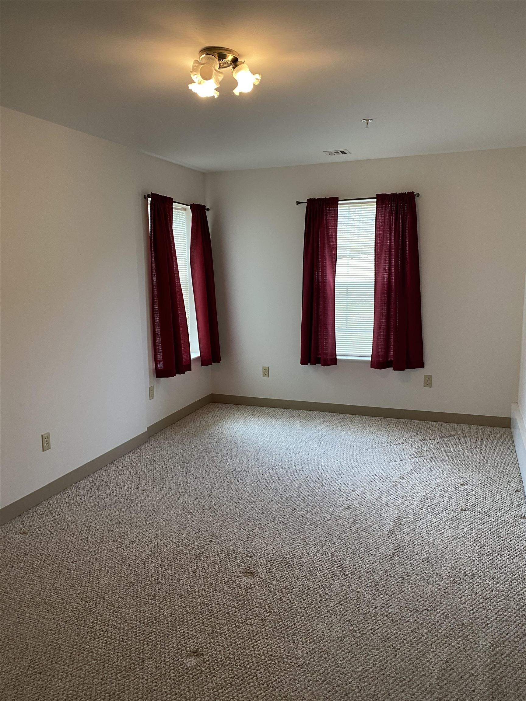 5 Tampa Drive, Unit F5 Rochester, NH 03867 - Photo 14 of 25 Gallery Image 14