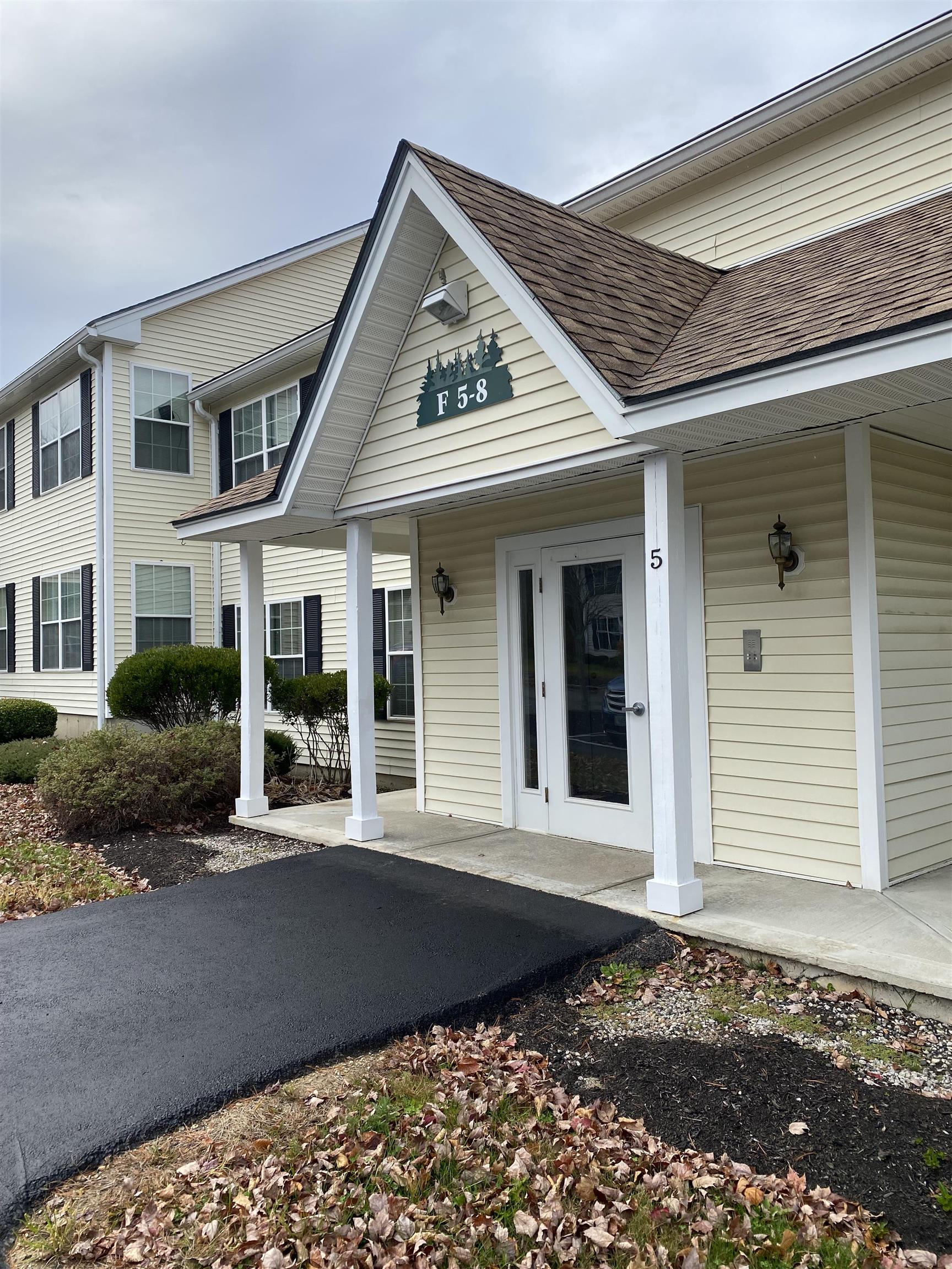 5 Tampa Drive, Unit F5 Rochester, NH 03867 - Photo 2 of 25 Gallery Image 2
