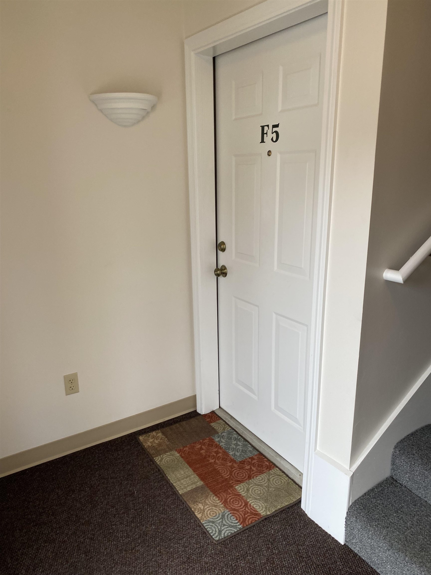5 Tampa Drive, Unit F5 Rochester, NH 03867 - Photo 3 of 25 Gallery Image 3