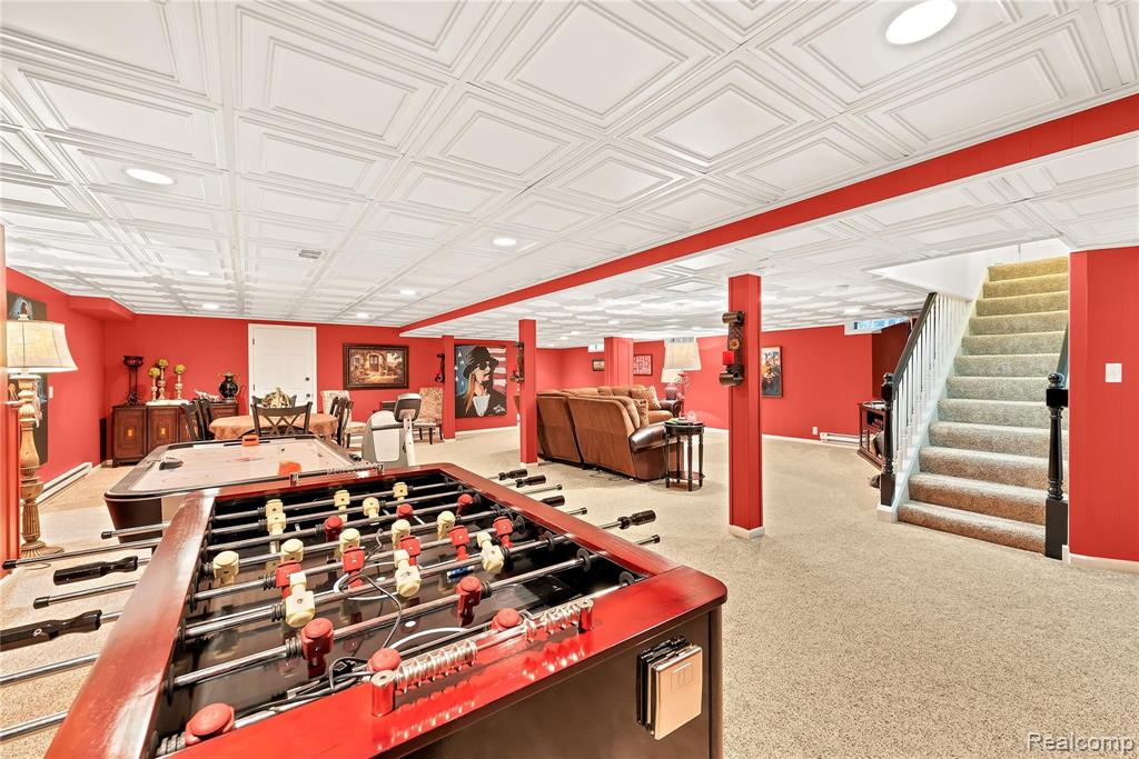 510 Thorntree Road Grosse Pointe Woods, MI 48236 - Photo 27 of 40