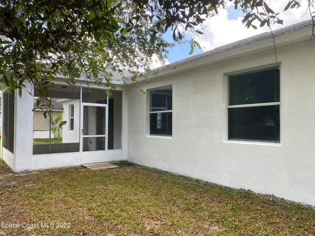 $1,900 | 1737 Fairlight Street Northwest, Palm Bay, FL 32907