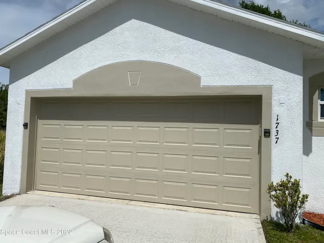 $1,900 | 1737 Fairlight Street Northwest, Palm Bay, FL 32907