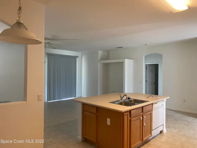 $1,900 | 1737 Fairlight Street Northwest, Palm Bay, FL 32907