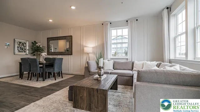 $2,950 | 1103 Meadowlark Drive, Fogelsville, PA 18051