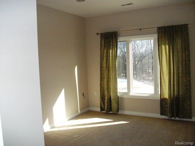 1251 Harding Avenue Rochester, MI 48307 - Photo 11 of 19 Bedroom 2