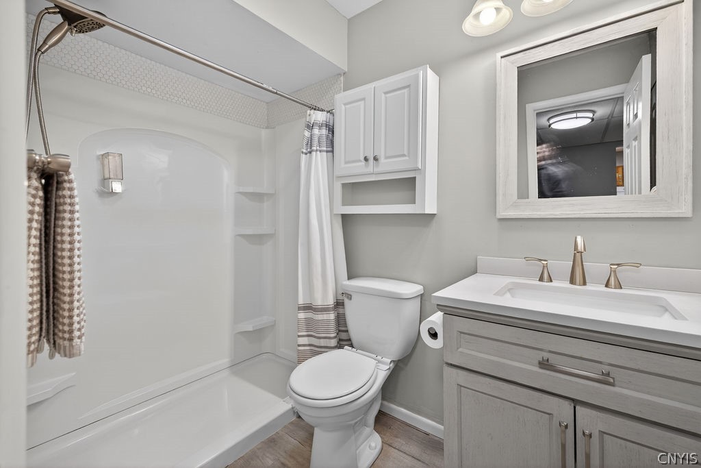 601 Barnstable Court Camillus, NY 13031 - Photo 19 of 30