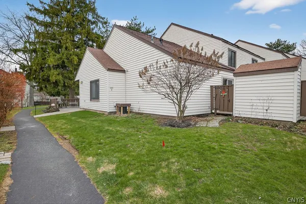 $169,900 | 601 Barnstable Court, Camillus, NY 13031