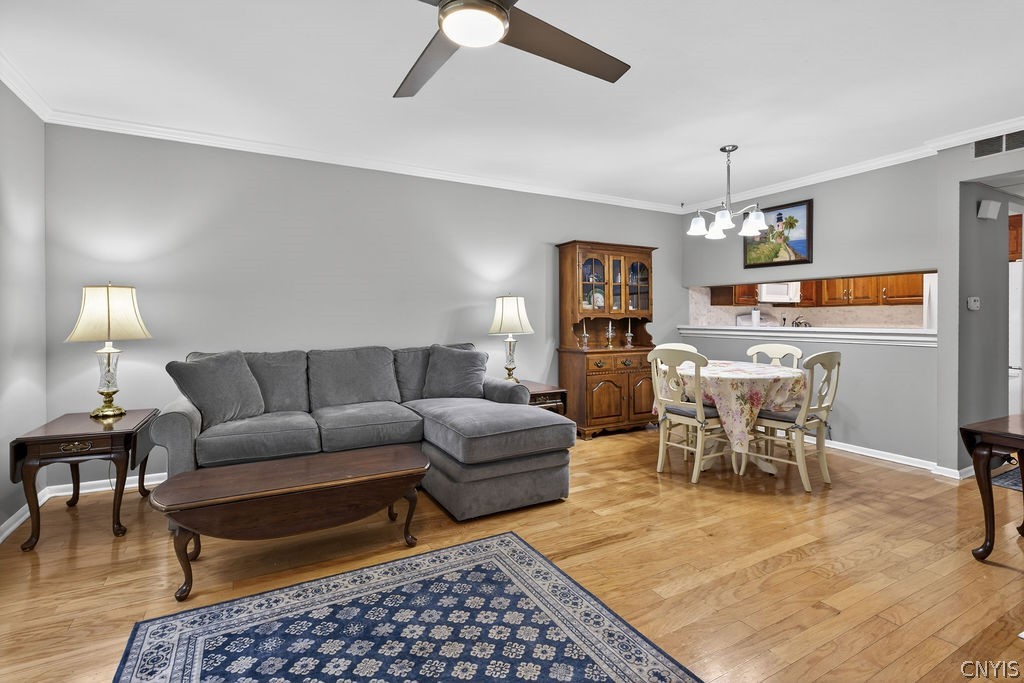 601 Barnstable Court Camillus, NY 13031 - Photo 9 of 30