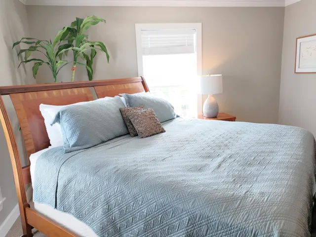 $1,650,000 | 1590 Dolphin Drive, Marathon, FL 33050