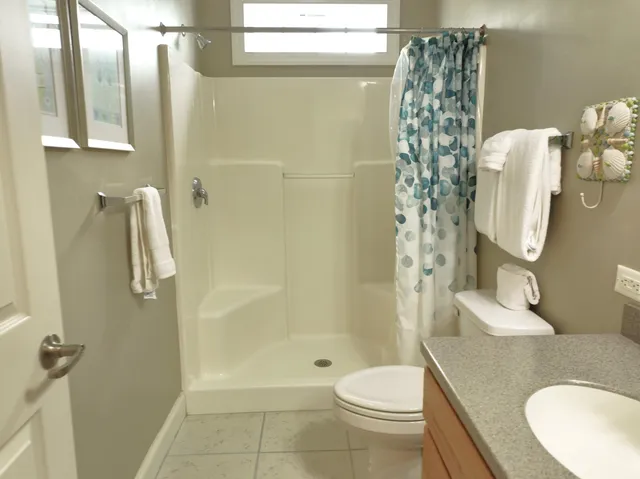 $1,650,000 | 1590 Dolphin Drive, Marathon, FL 33050