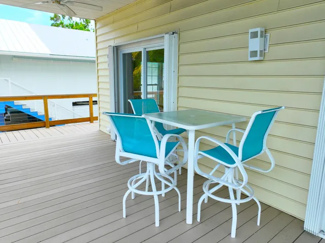 $1,650,000 | 1590 Dolphin Drive, Marathon, FL 33050