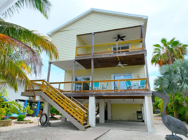 $1,650,000 | 1590 Dolphin Drive, Marathon, FL 33050