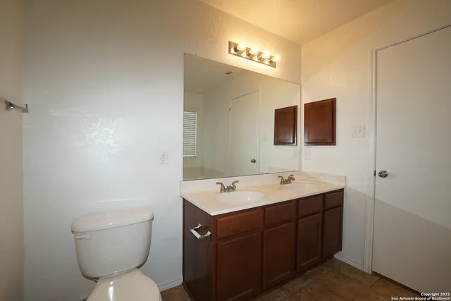 $1,800 | 10707 Rindle Ranch, San Antonio, TX 78249