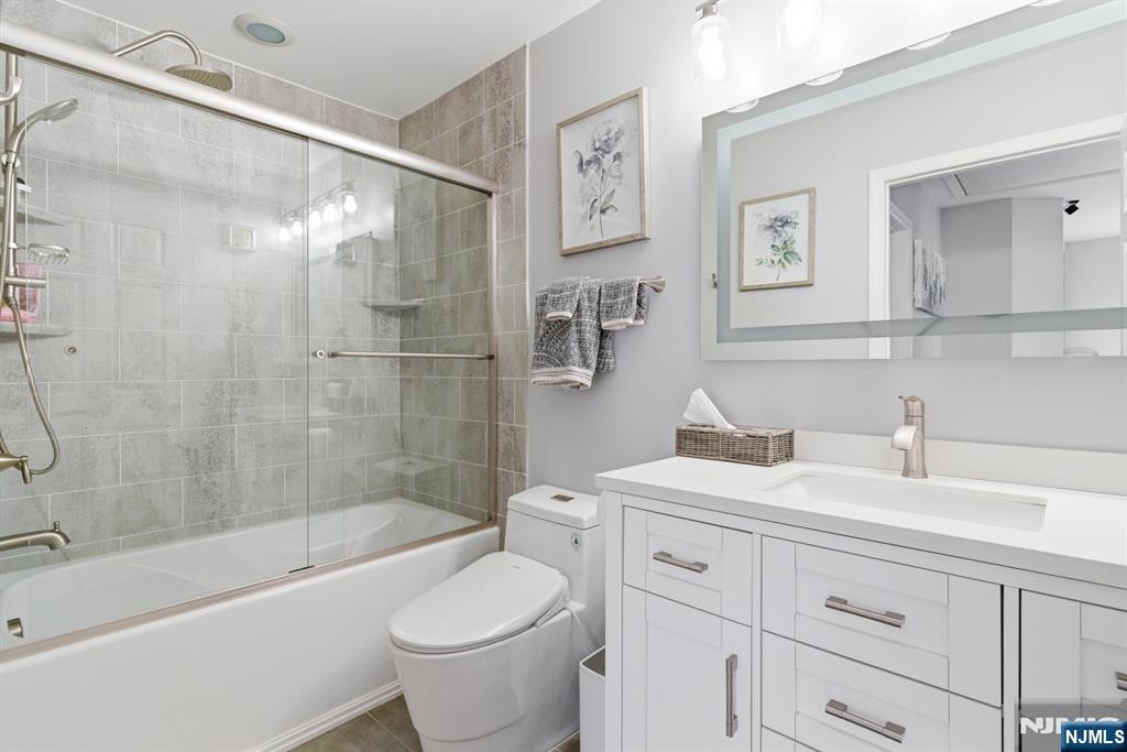 1158 Francyne Way Union, NJ 07083 - Photo 16 of 27