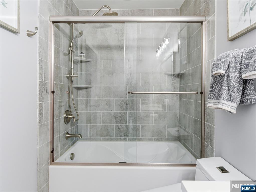 1158 Francyne Way Union, NJ 07083 - Photo 17 of 27