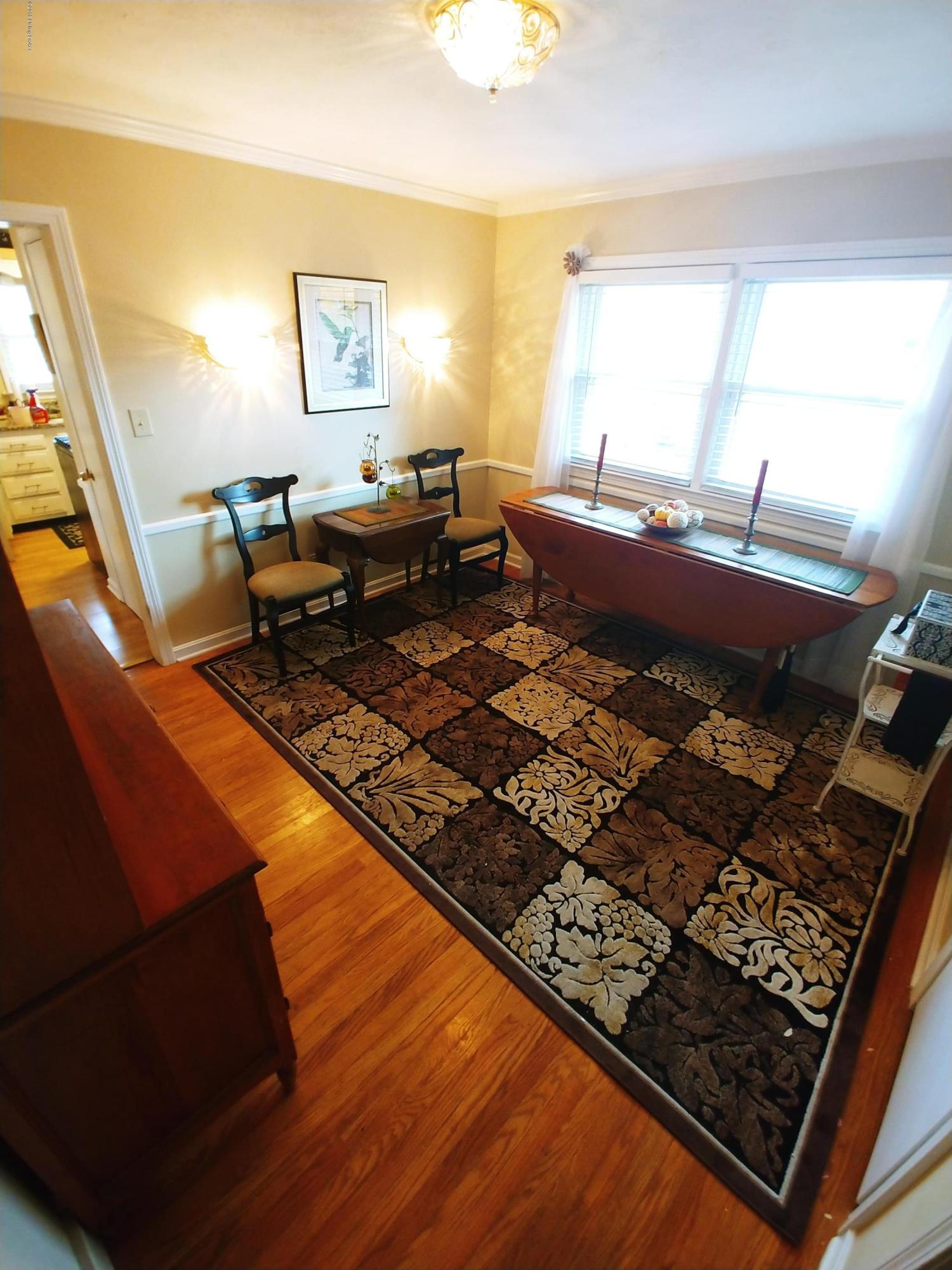 329 Brunswick Road Louisville, KY 40207 - Photo 4 of 17 1108181228 (2)