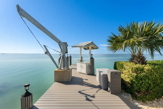 $4,100,000 | 182 Bayview Drive, Islamorada, FL 33036