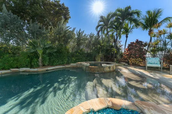 $3,950,000 | 182 Bayview Drive, Islamorada, FL 33036