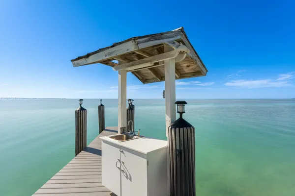 $3,950,000 | 182 Bayview Drive, Islamorada, FL 33036