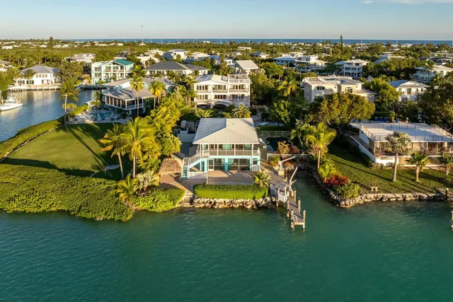 $4,100,000 | 182 Bayview Drive, Islamorada, FL 33036