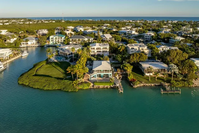 $4,100,000 | 182 Bayview Drive, Islamorada, FL 33036