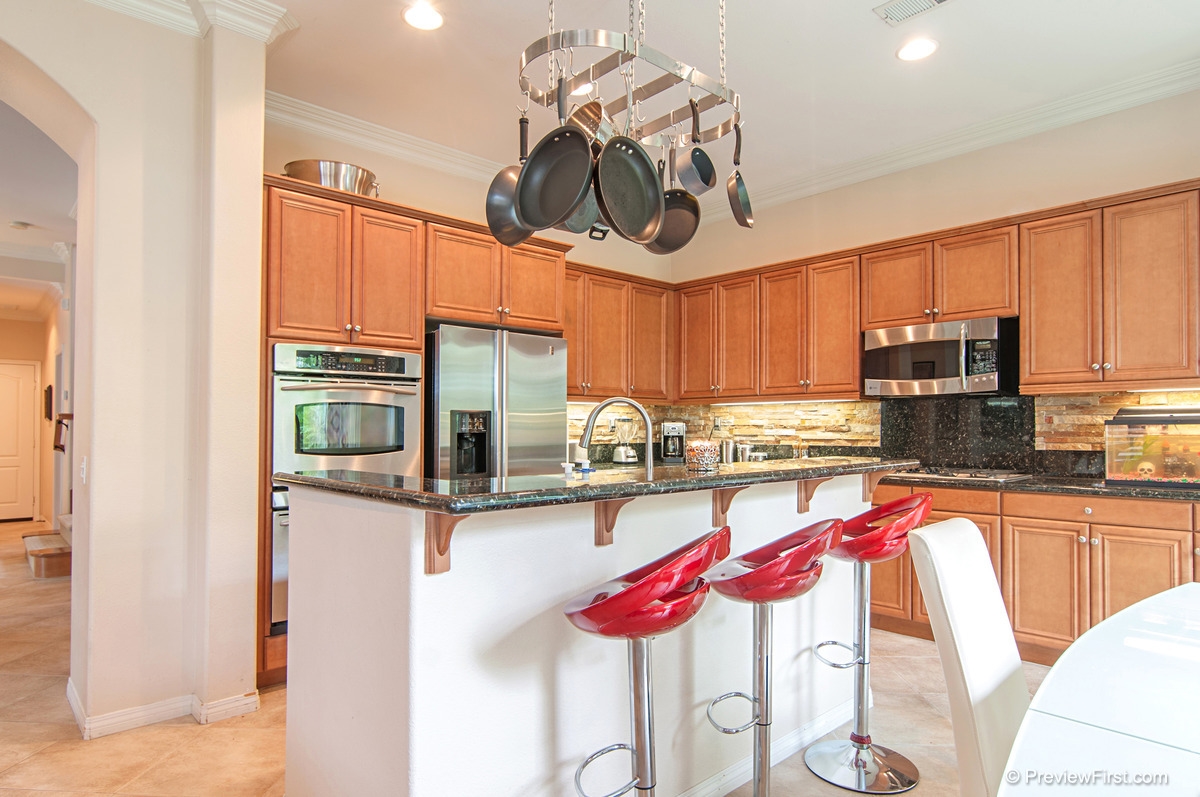 5548 Rabbit Ridge Road San Diego, CA 92130 - Photo 8 of 25