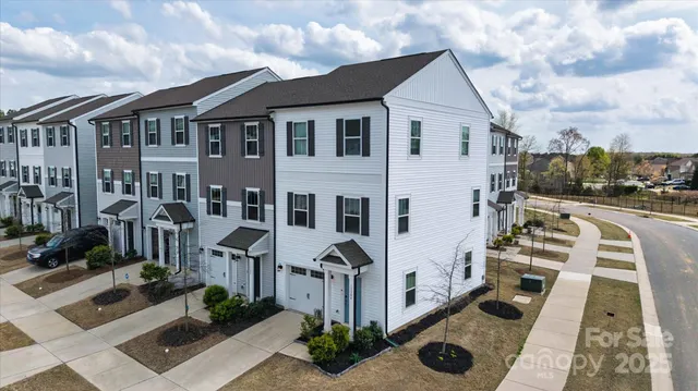 a view of a large white building