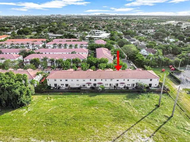 $510,000 | 1007 Northeast 208th Street, Unit 1007, Miami, FL 33179