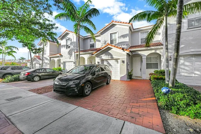 $510,000 | 1007 Northeast 208th Street, Unit 1007, Miami, FL 33179