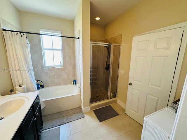 $510,000 | 1007 Northeast 208th Street, Unit 1007, Miami, FL 33179