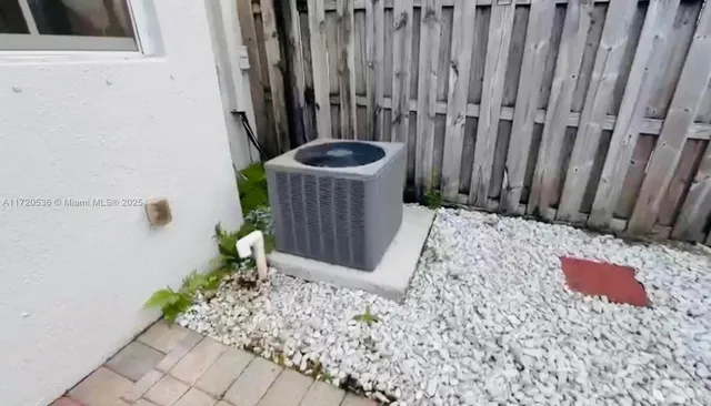 $510,000 | 1007 Northeast 208th Street, Unit 1007, Miami, FL 33179