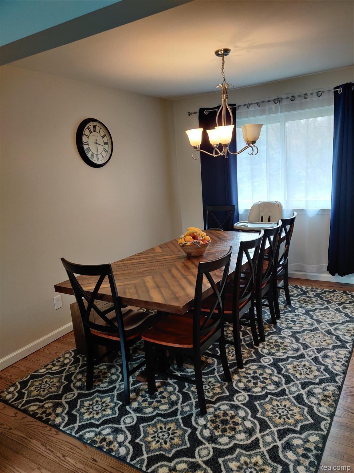 Dining Room.jpg