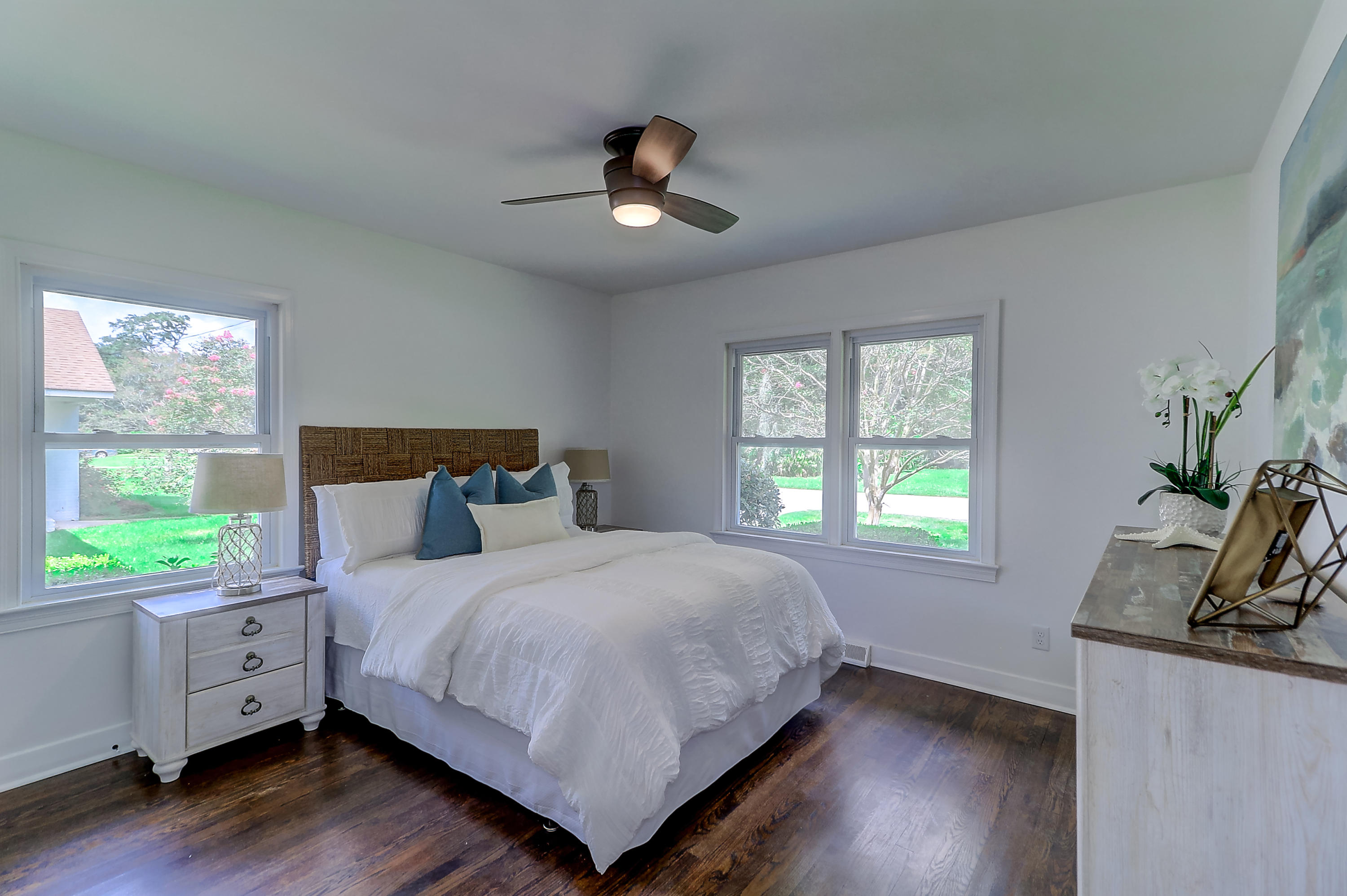 341 Canterbury Road Charleston, SC 29407 - Photo 8 of 23 341 Canterbury (35)