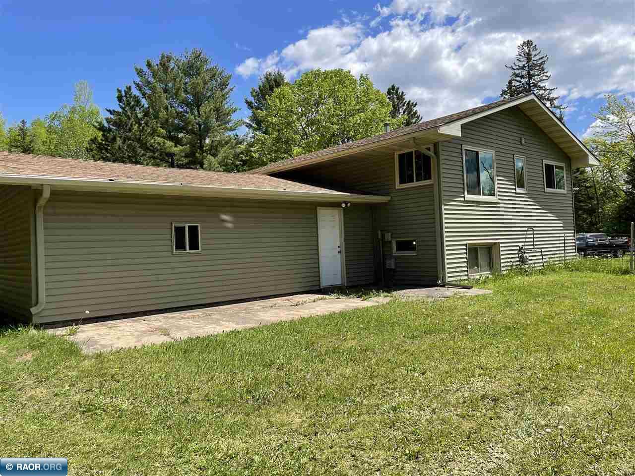 3773 South Pintar Road Hibbing, MN 55746 - Photo 4 of 35