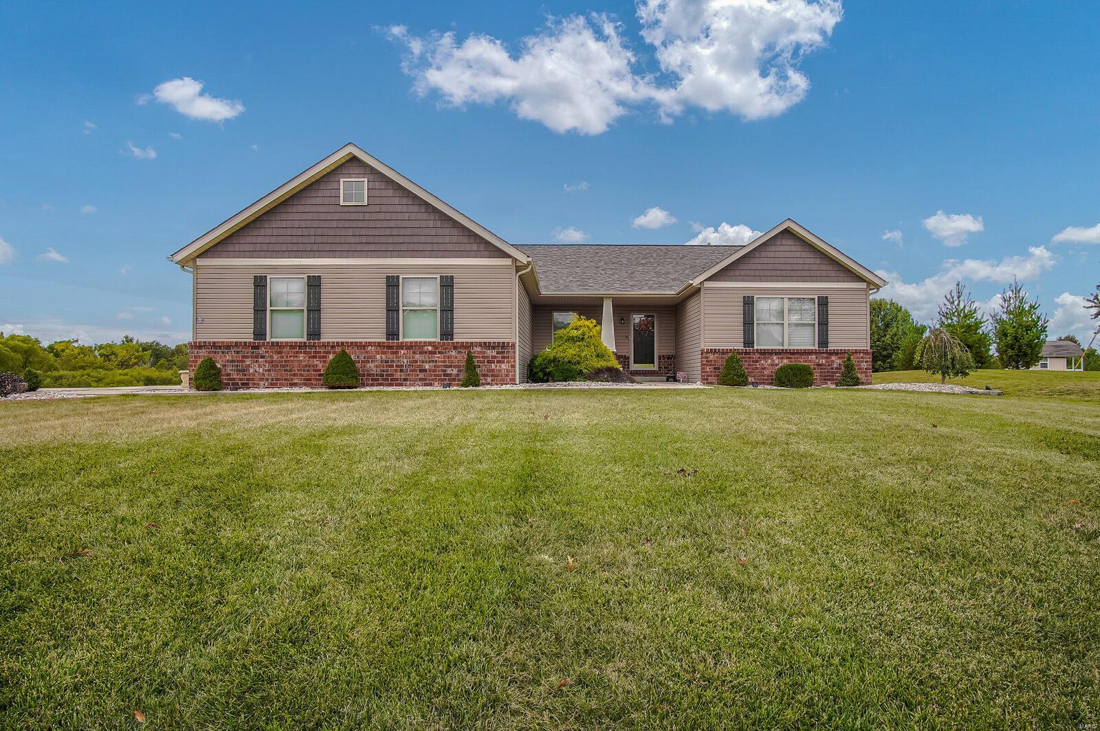 5967 Staunton Road Edwardsville, IL 62025 - Photo 1 of 43