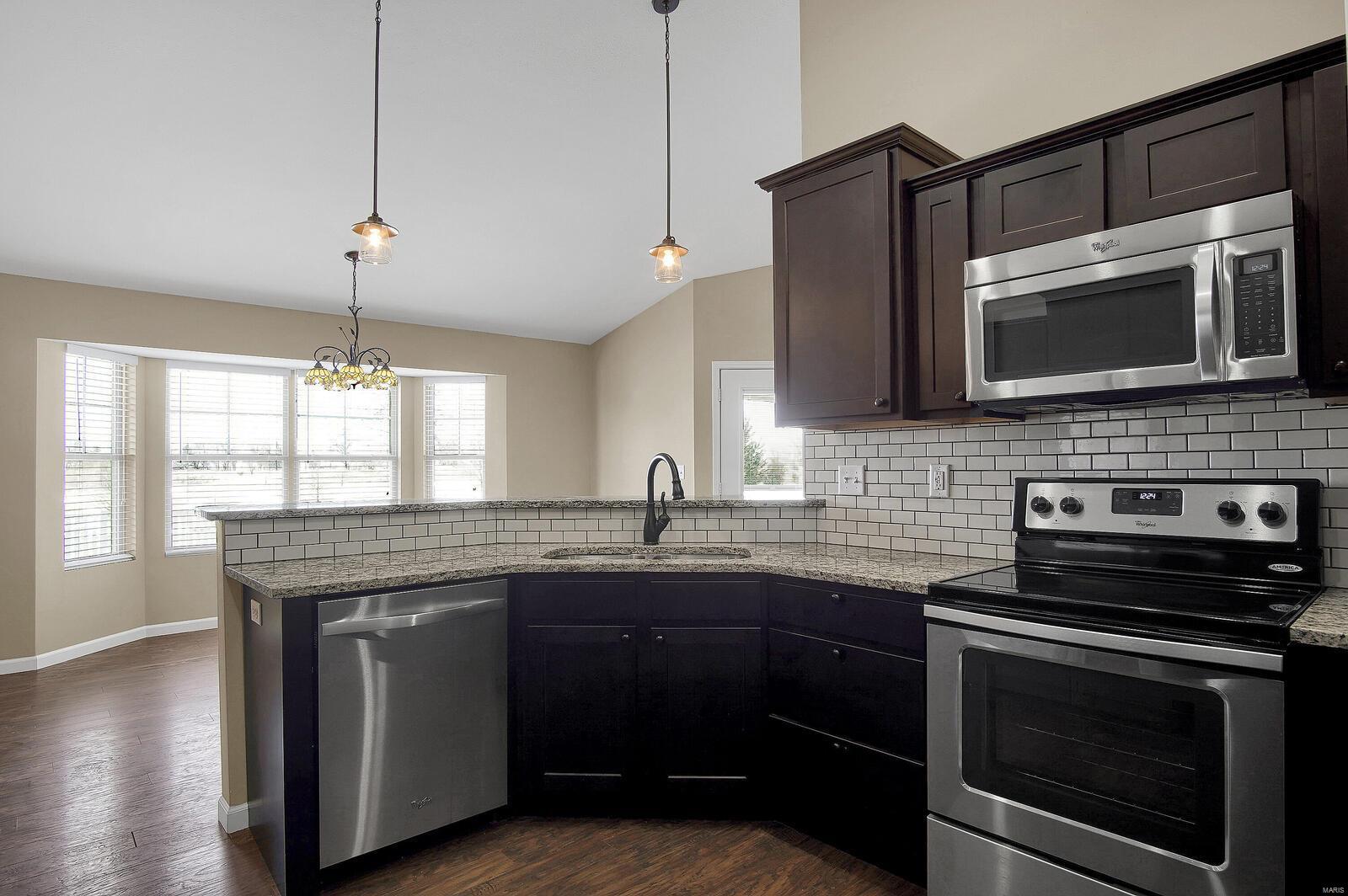 5967 Staunton Road Edwardsville, IL 62025 - Photo 16 of 43