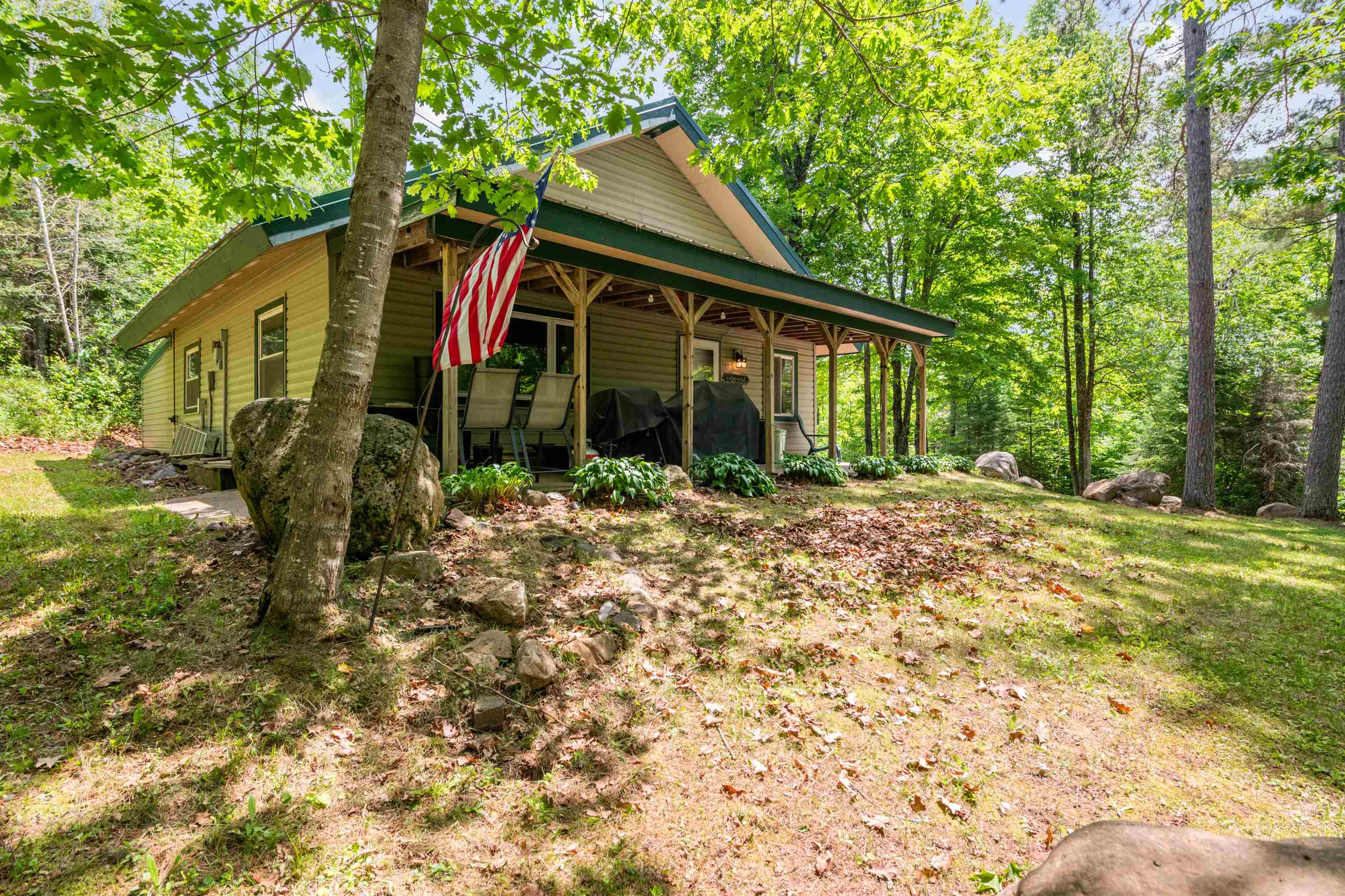 View of side of home