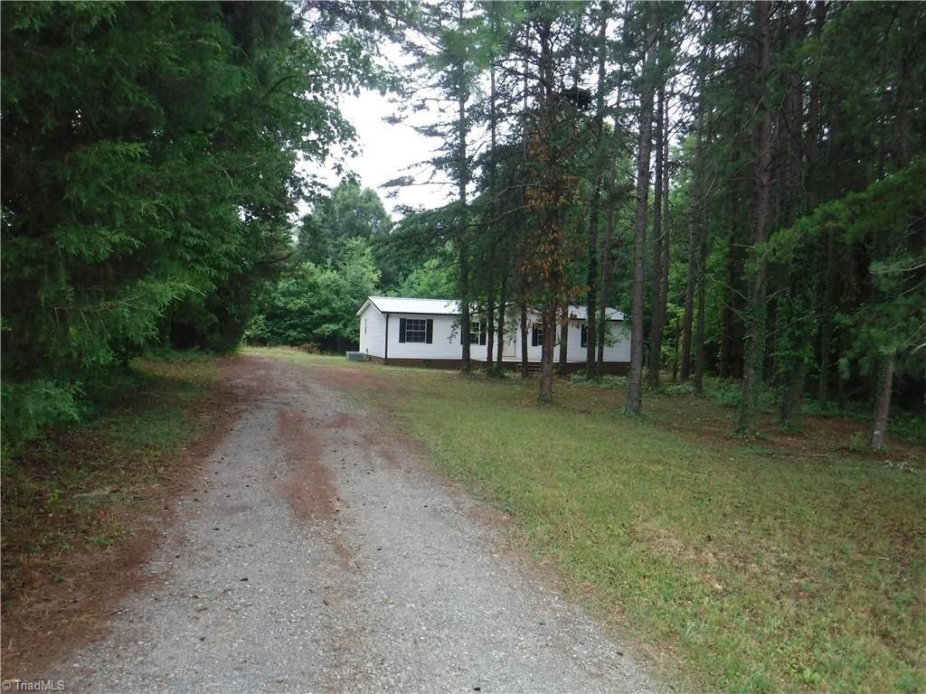 533 Biesecker Road Lexington, NC 27295 - Photo 2 of 23 Gallery Image 2