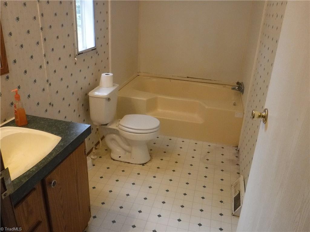 533 Biesecker Road Lexington, NC 27295 - Photo 21 of 23 Gallery Image 21