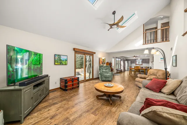 $424,500 | 540 Parkside Drive, Elburn, IL 60119