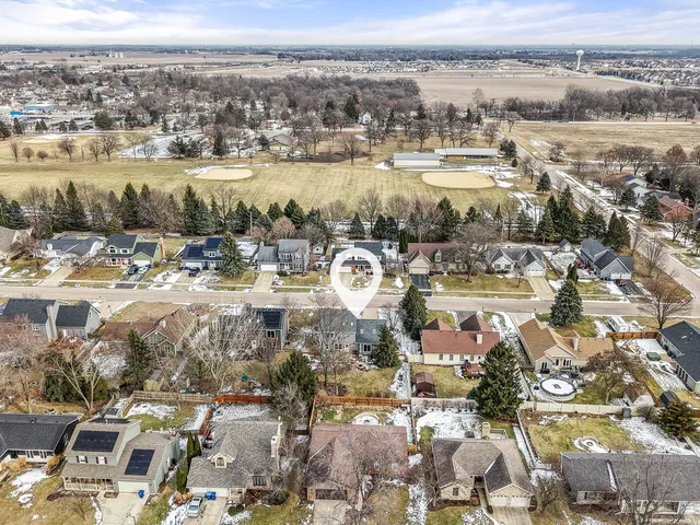 $424,500 | 540 Parkside Drive, Elburn, IL 60119