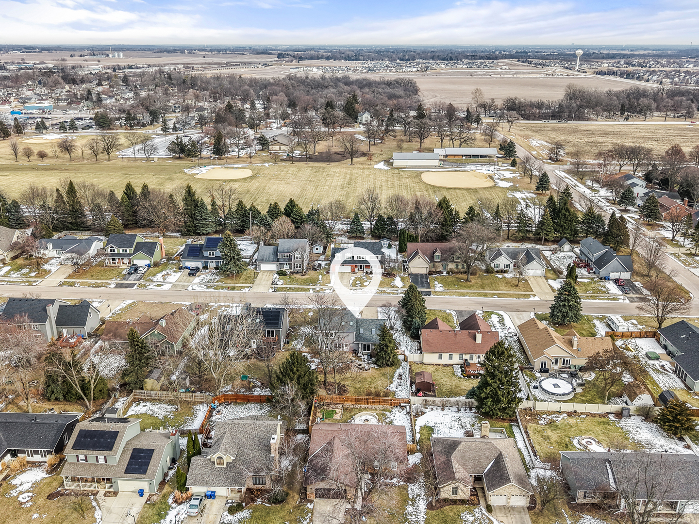 540 Parkside Drive Elburn, IL 60119 - Photo 37 of 38 a picture of city view with lake view