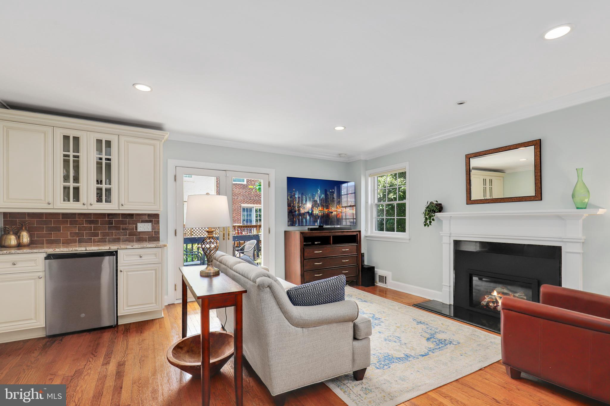 1220 Portner Road Alexandria, VA 22314 - Photo 12 of 54